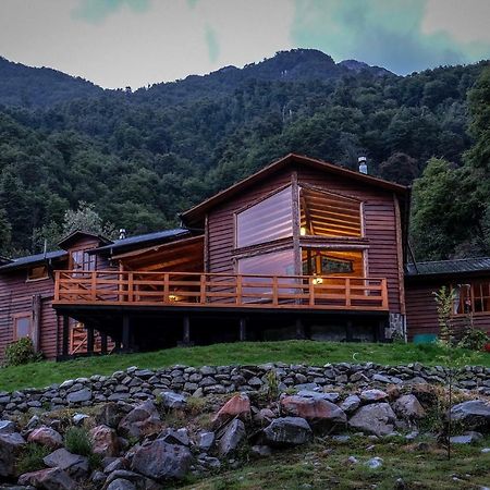 La Cabana Fishing Lodge Puerto Ramírez Eksteriør billede