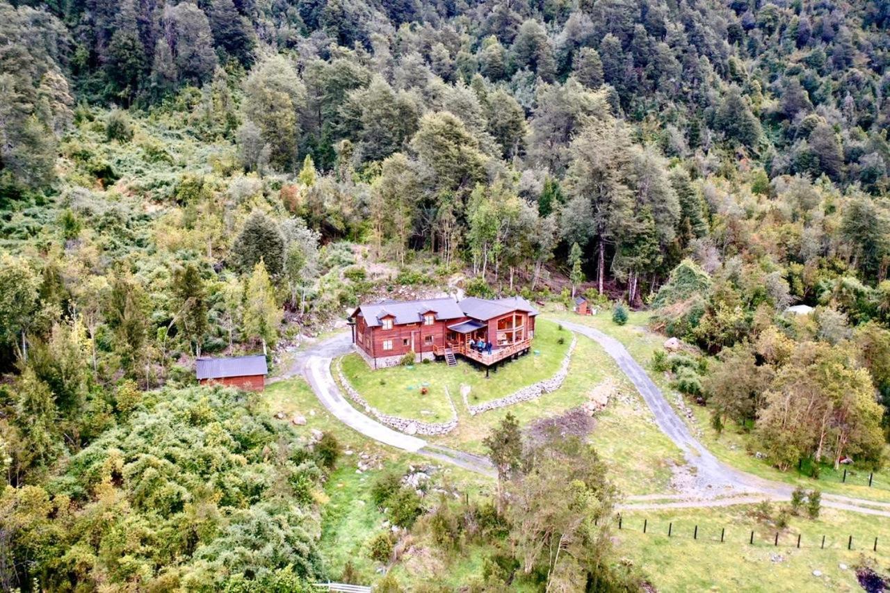 La Cabana Fishing Lodge Puerto Ramírez Eksteriør billede